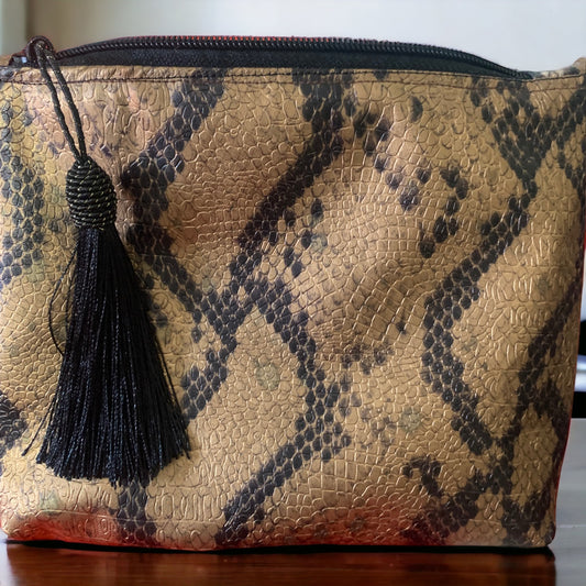 Bag snake